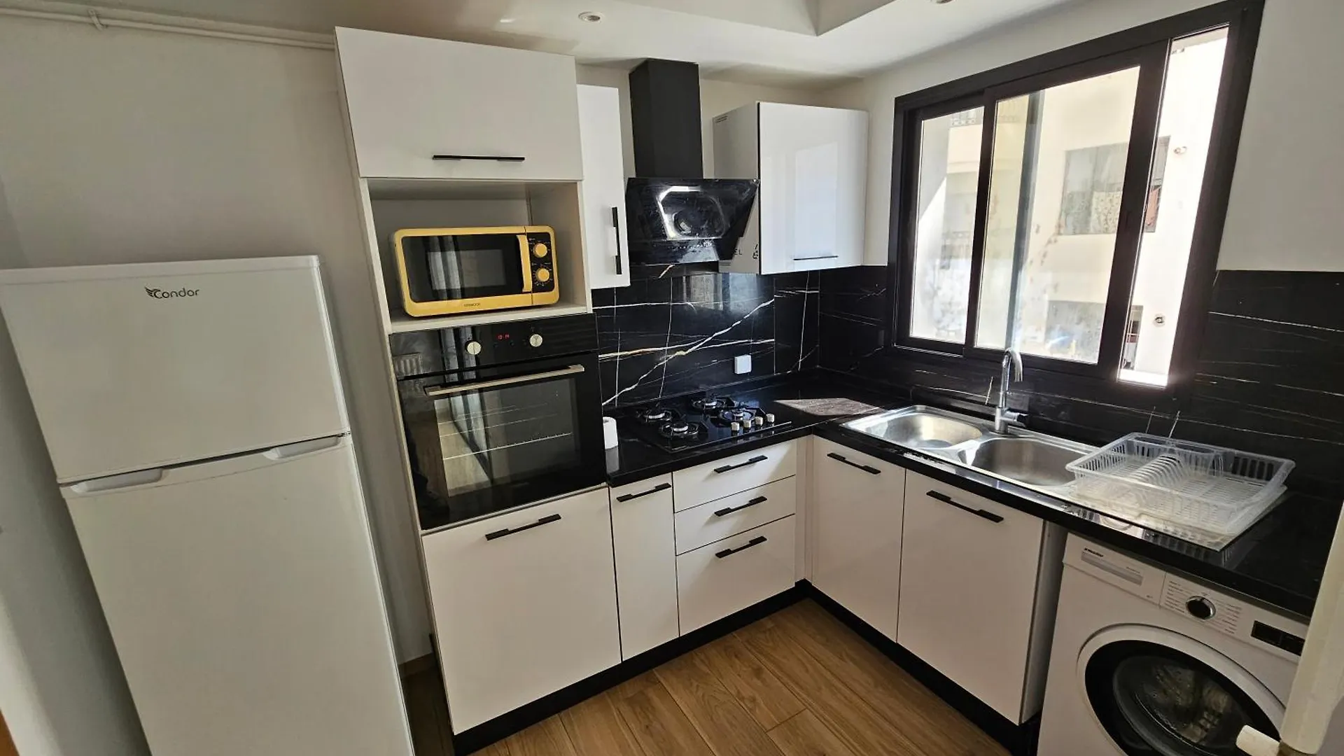 Jolie Apprartement Apartment Tunis Tunisia